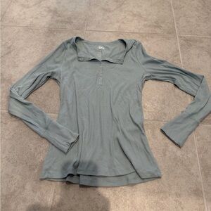 SO Women's Long Sleeve Tee - Soft Blue